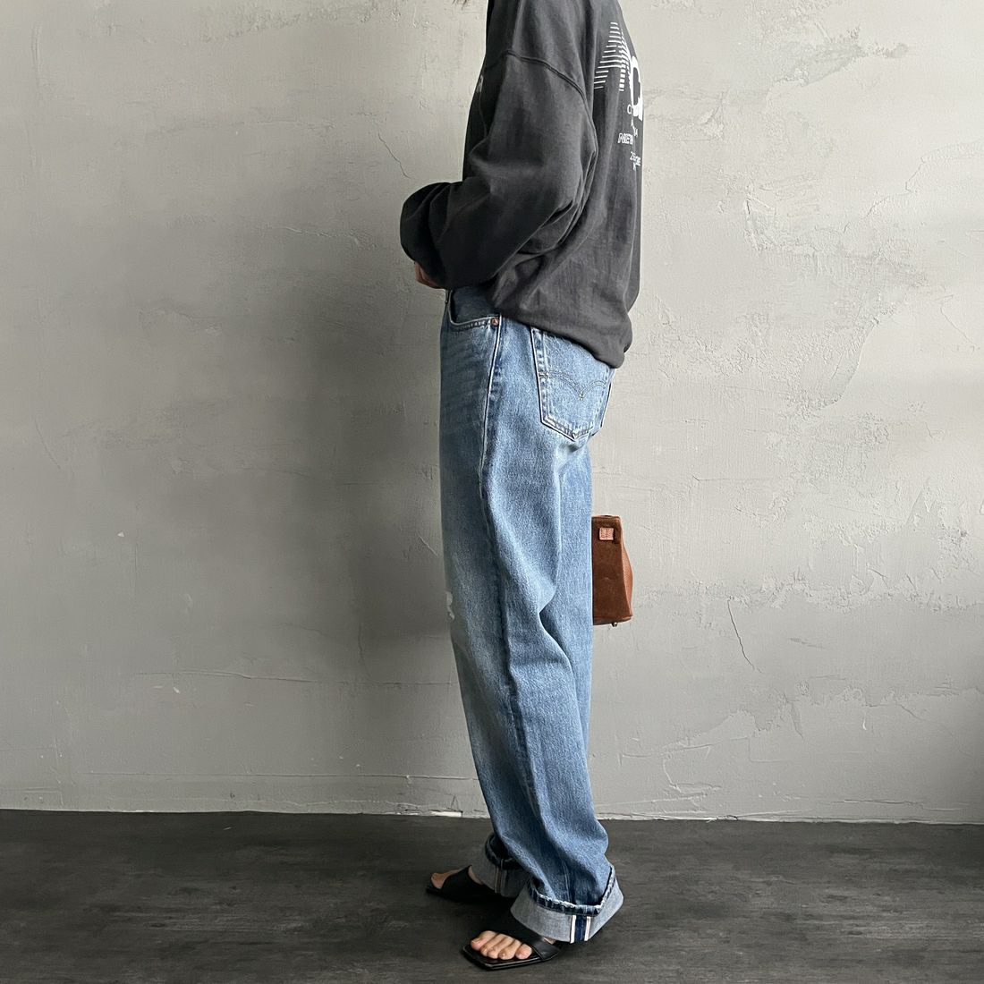 LEVI'S [リーバイス 90S 501デニム [A1959-00] 85 &&モデル身長：158cm 着用サイズ：26&&