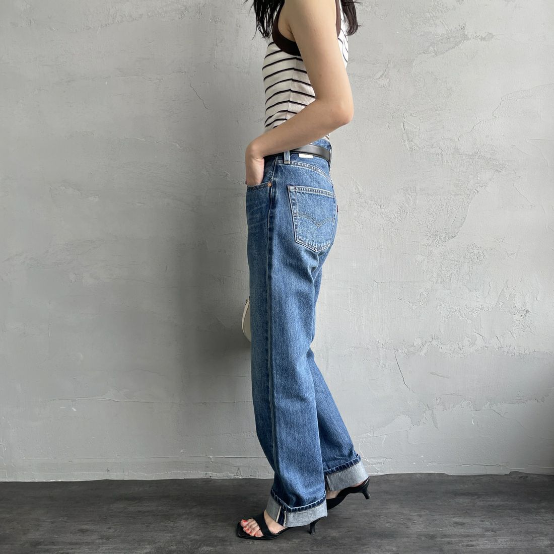 LEVI'S [リーバイス] 90S 501デニム [A1959-00] 63 GET ON&&モデル身長：160cm 着用サイズ：25&&
