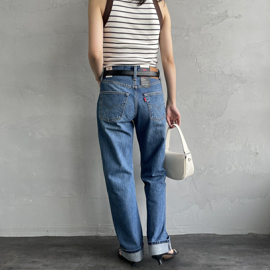 LEVI'S [リーバイス] 90S 501デニム [A1959-00] 63 GET ON&&モデル身長：160cm 着用サイズ：25&&