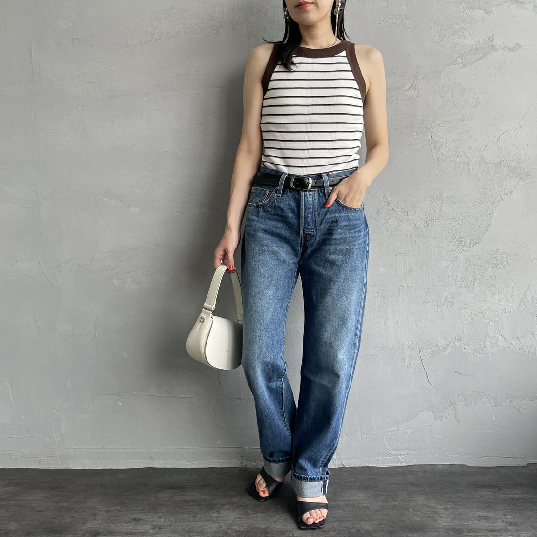 LEVI'S [リーバイス] 90S 501デニム [A1959-00] 63 GET ON&&モデル身長：160cm 着用サイズ：25&&