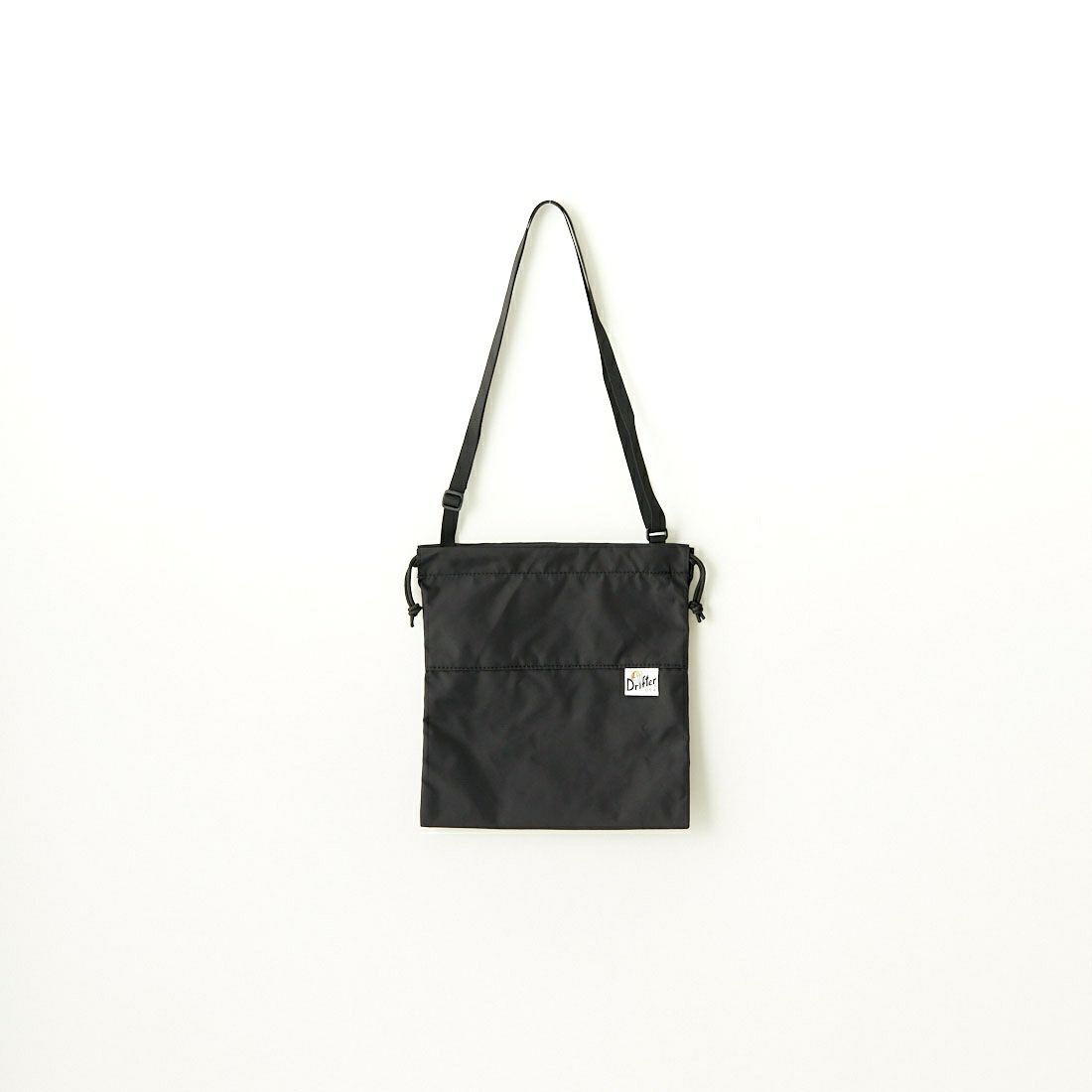 01 BLACK