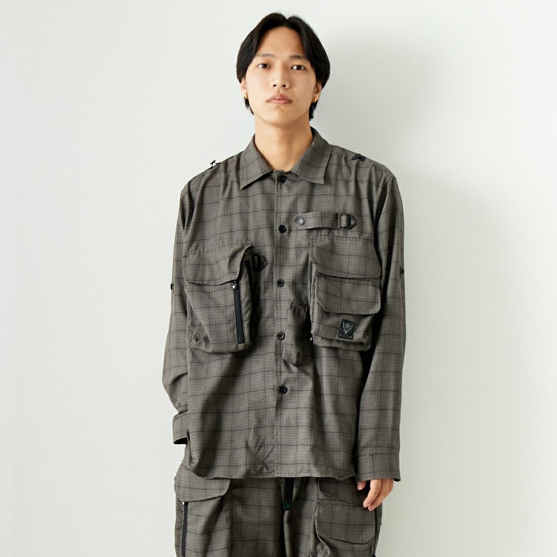 B GREY&&モデル身長：179cm 着用サイズ：XL&&