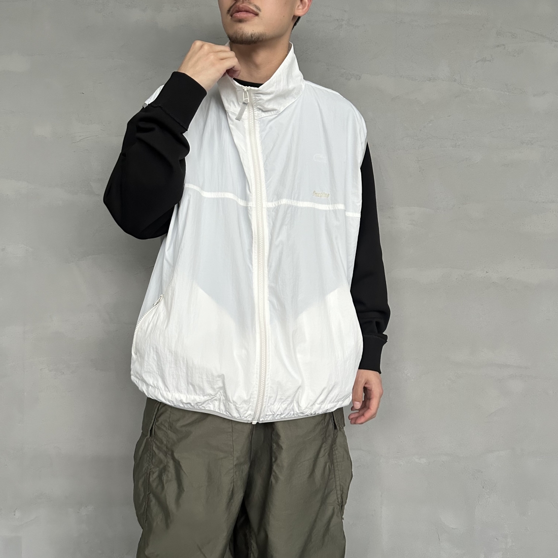 OFF WHITE&&モデル身長：168cm 着用サイズ：L&&