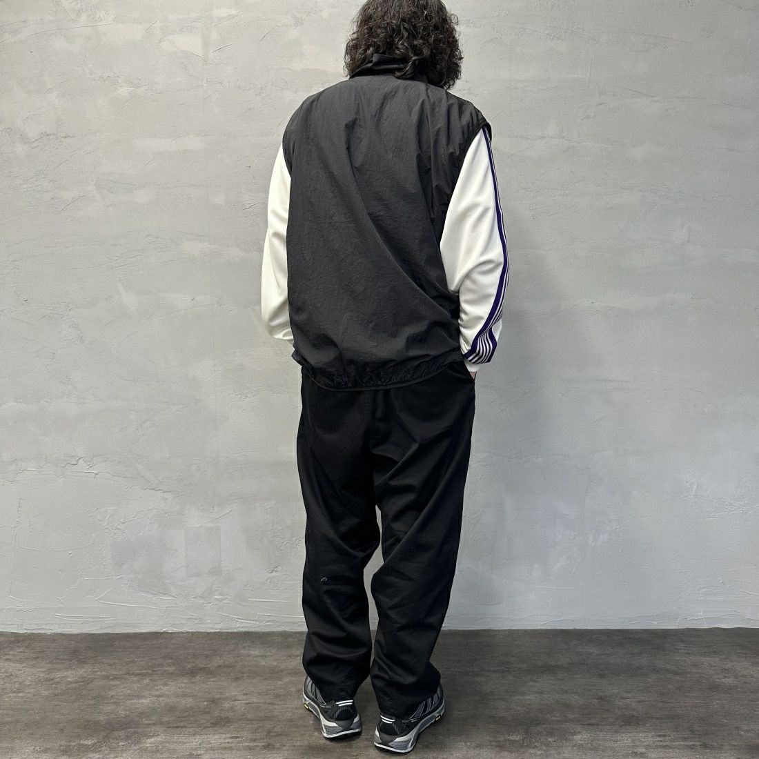 frostline [フロストライン] 別注 ナイロンベスト [FL6-VT-IN4-JF] BLACK &&モデル身長：173cm 着用サイズ：XL&&