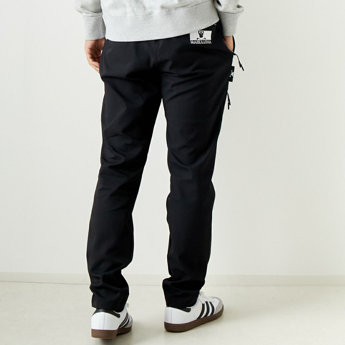 MARK & LONA [マークアンドロナ] イージーパンツ [MLM-4A-AT02] BLACK &&モデル身長：179cm 着用サイズ：48&&