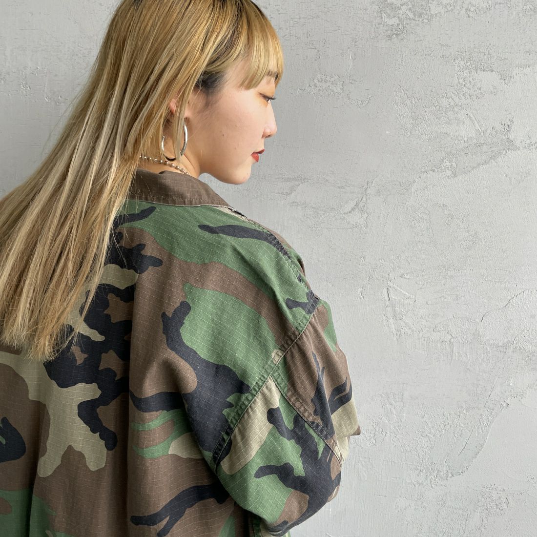 ROTHCO [ロスコ] BDU シャツジャケット [BDSH]WOODLAND&&モデル身長：156cm　着用サイズ：S&&