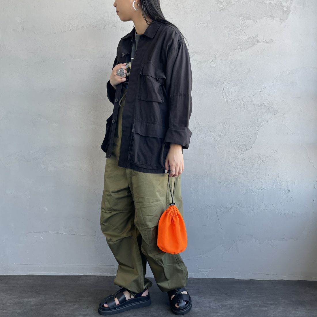 ROTHCO [ロスコ] BDU シャツジャケット [BDSH]BLACK&&モデル身長：156cm　着用サイズ：S&&