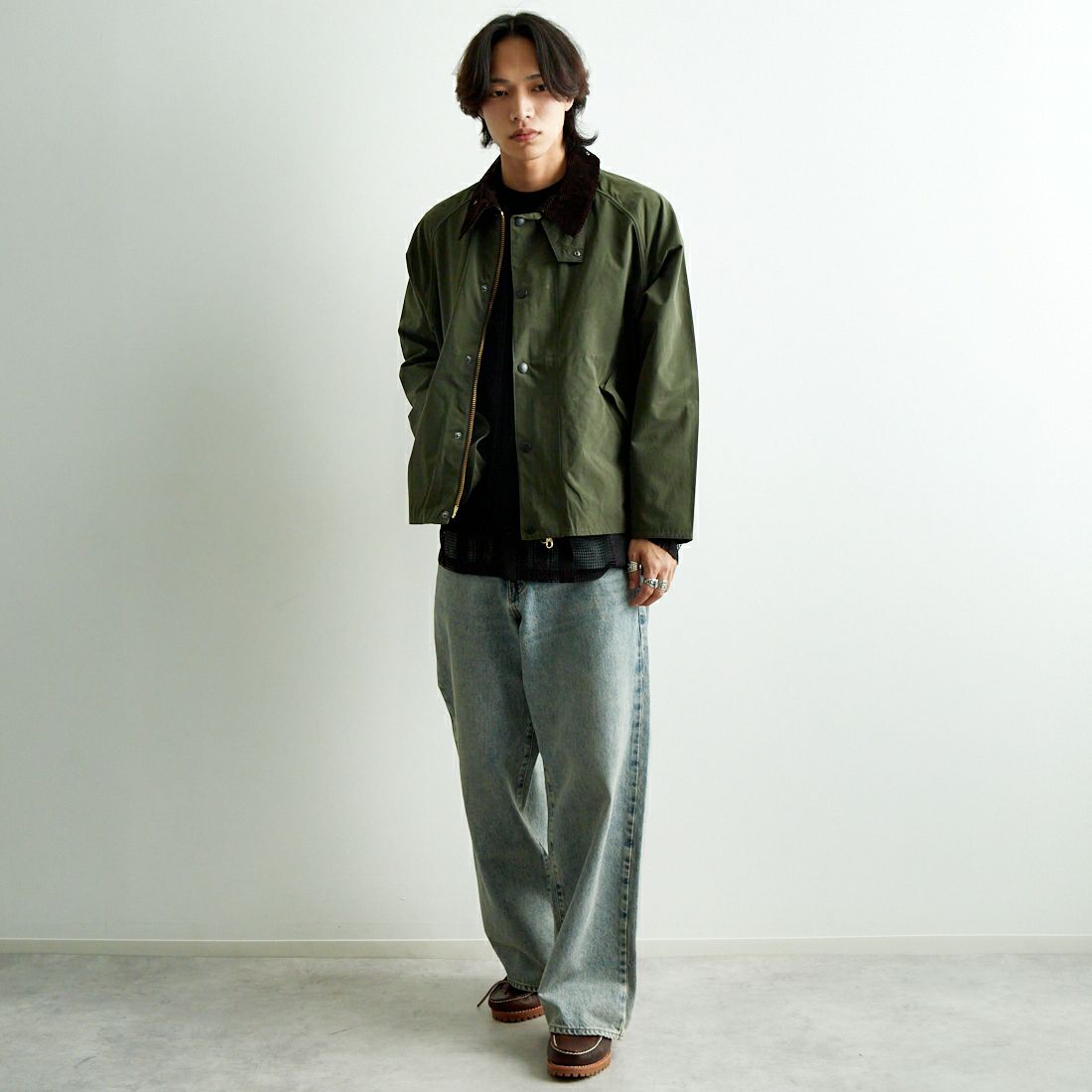 Barbour [バブアー] トランスポート ピーチスキンノンオイルドジャケット [MCA0931] SAGE &&モデル身長：179cm 着用サイズ：38&&
