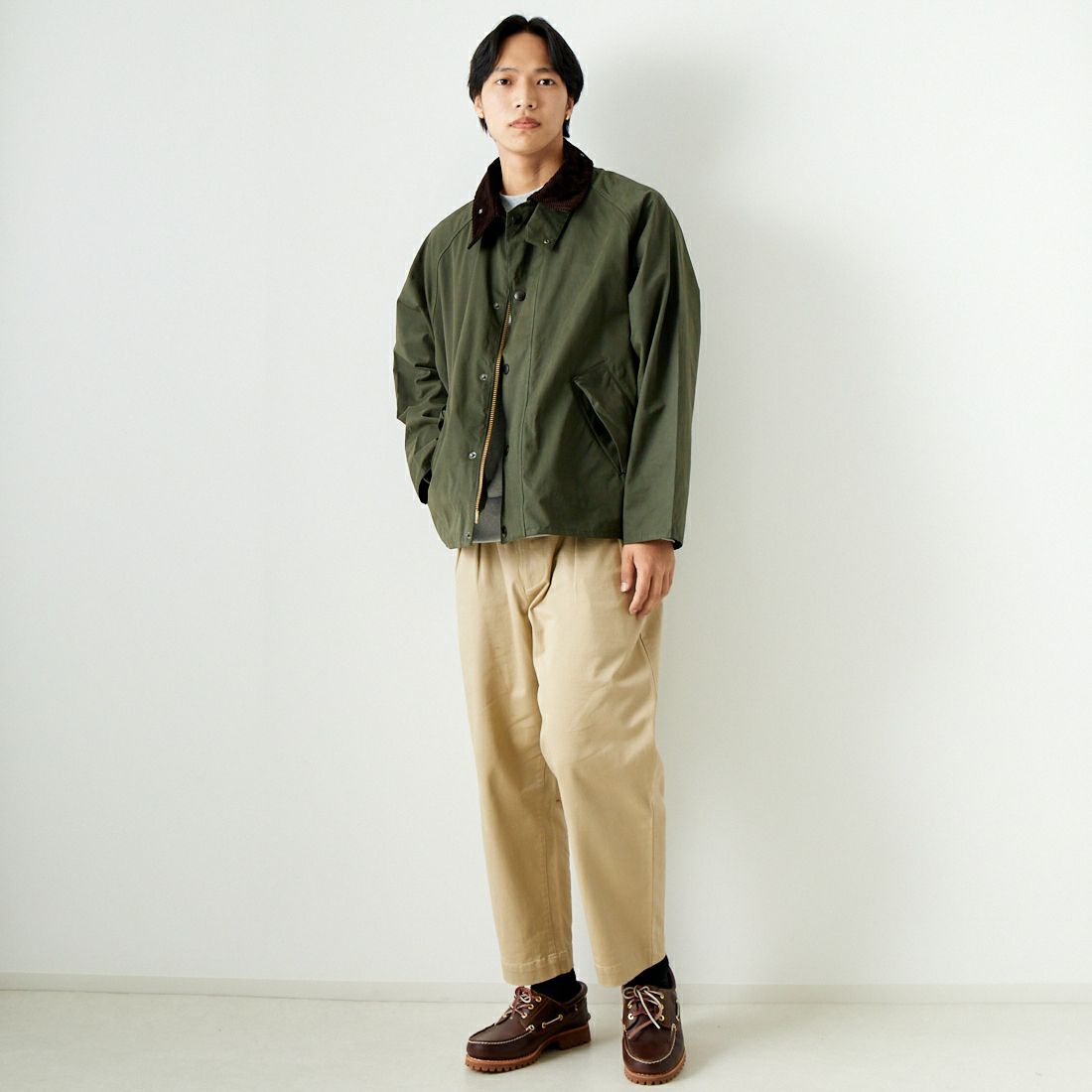 Barbour [バブアー] トランスポート ピーチスキンノンオイルドジャケット [MCA0931] SAGE &&モデル身長：179cm 着用サイズ：38&&