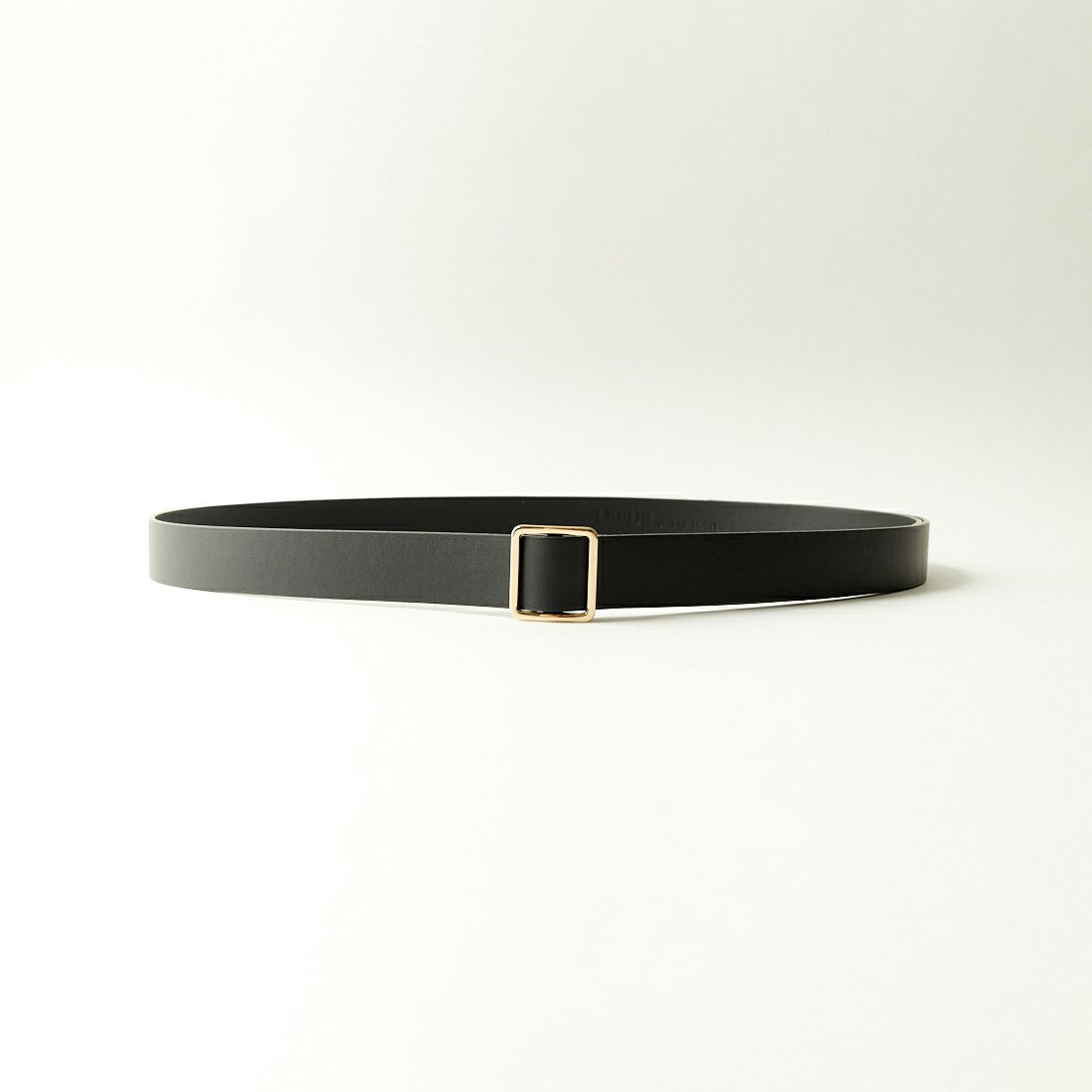 01 BLACK