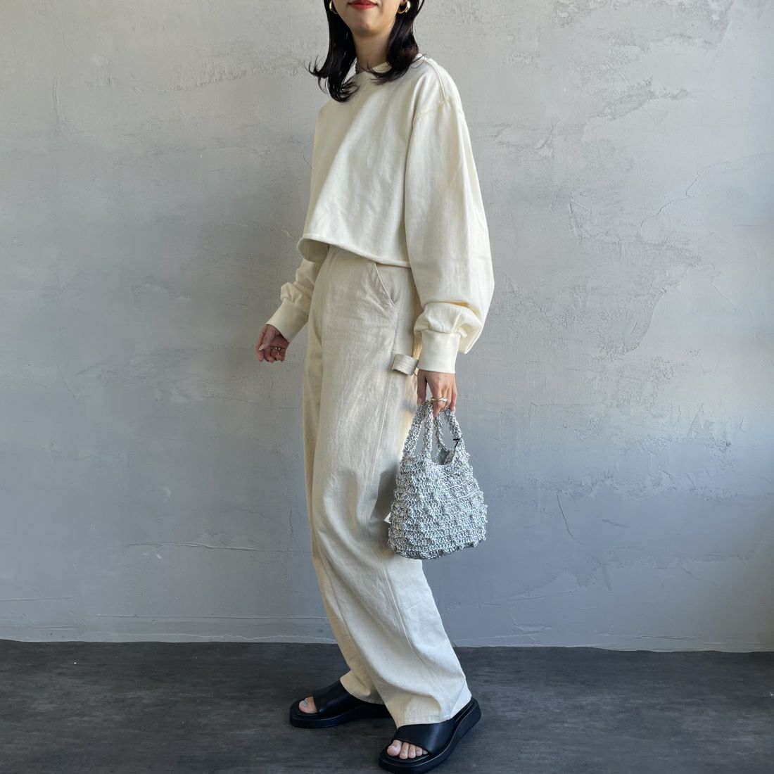 SCREEN STARS [スクリーンスターズ] 別注 ショートピグメントTシャツ [2421-208IN-JF] OFF &&モデル身長：163cm 着用サイズ：F&&