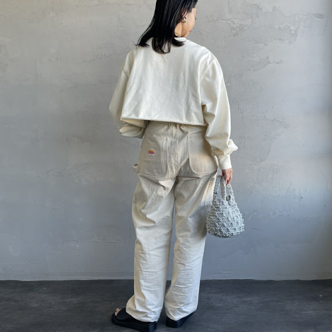 SCREEN STARS [スクリーンスターズ] 別注 ショートピグメントTシャツ [2421-208IN-JF] OFF &&モデル身長：163cm 着用サイズ：F&&