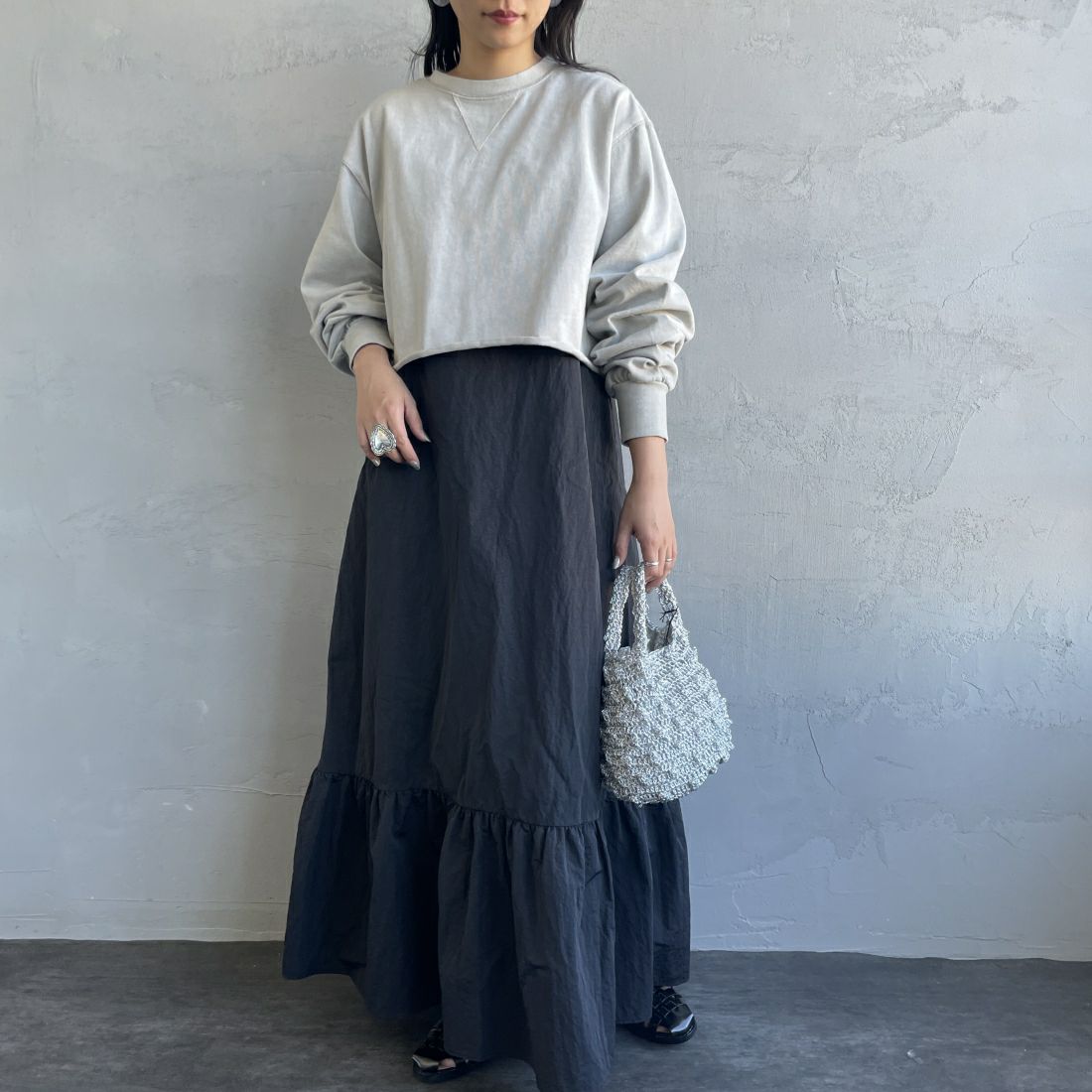 SCREEN STARS [スクリーンスターズ] 別注 ショートピグメントTシャツ [2421-208IN-JF] GRAY &&モデル身長：156cm 着用サイズ：F&&