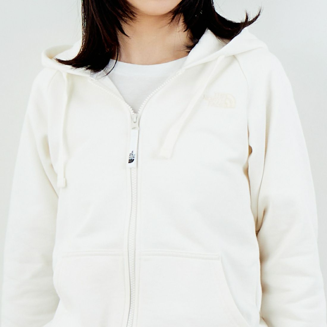 THE NORTH FACE [ザ ノースフェイス] リアビューフルジップフーディ [NTW12442] ZZ &&モデル身長：162cm 着用サイズ：M&&