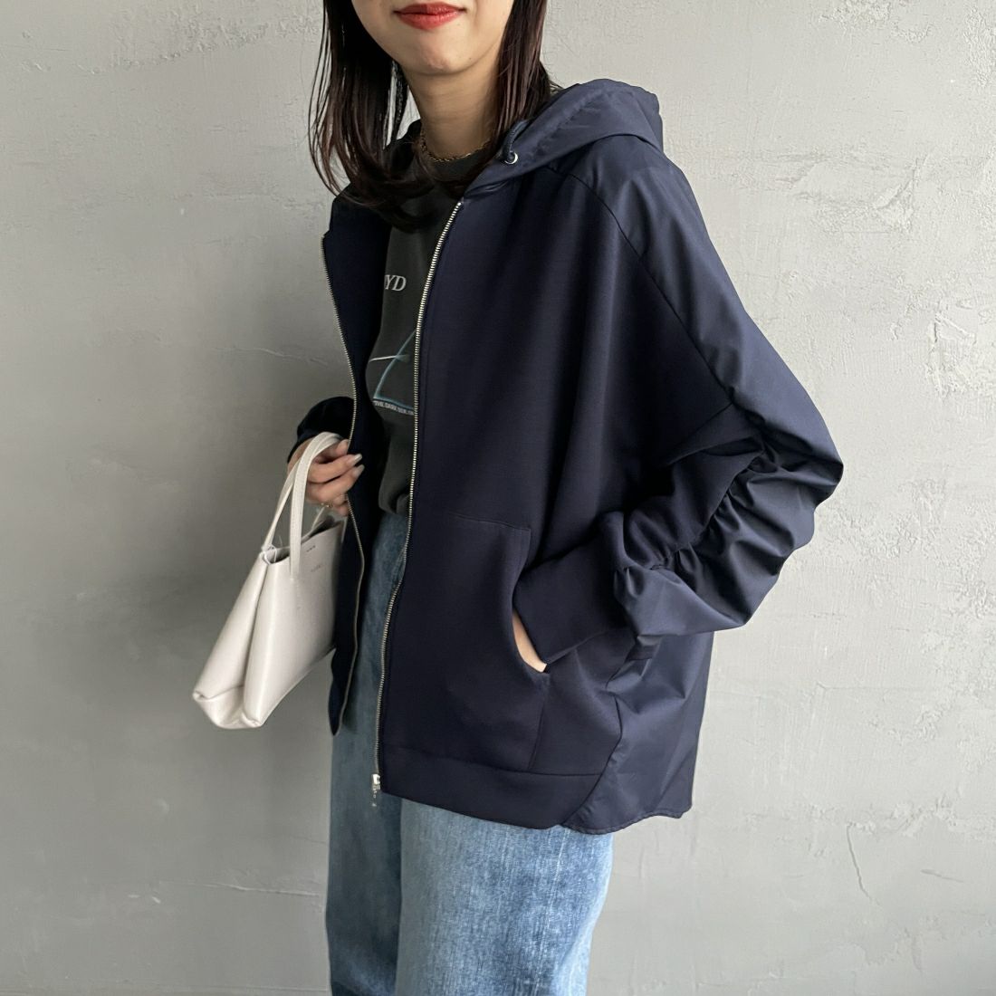 Jeans Factory Clothes [ジーンズファクトリークローズ] 異素材切り替え ボンディングパーカー [21241059] 076 ﾈｲﾋﾞｰ &&モデル身長：163cm 着用サイズ：F&&