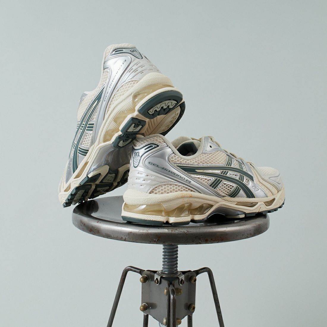 ASICS [アシックス] GEL-KAYANO 14 スニーカー [GEL-KAYANO-14] 200