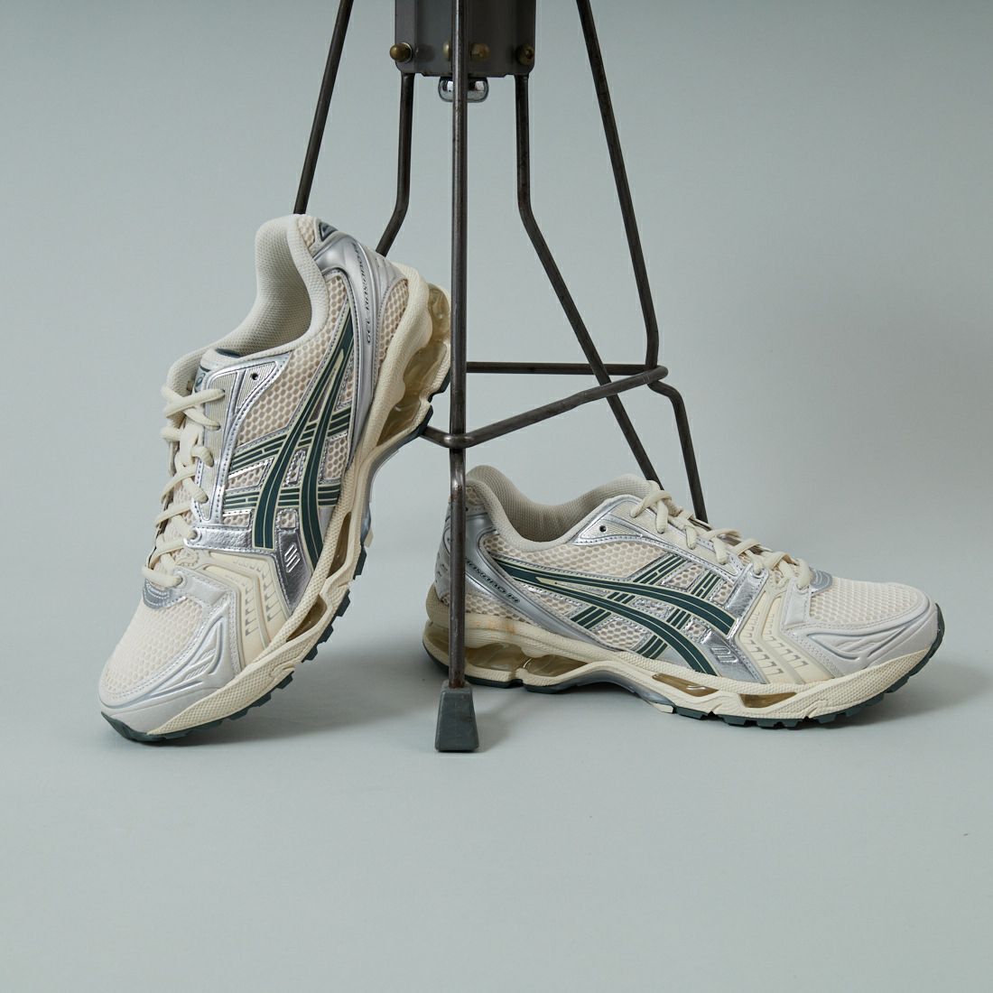ASICS [アシックス] GEL-KAYANO 14 スニーカー [GEL-KAYANO-14] 200