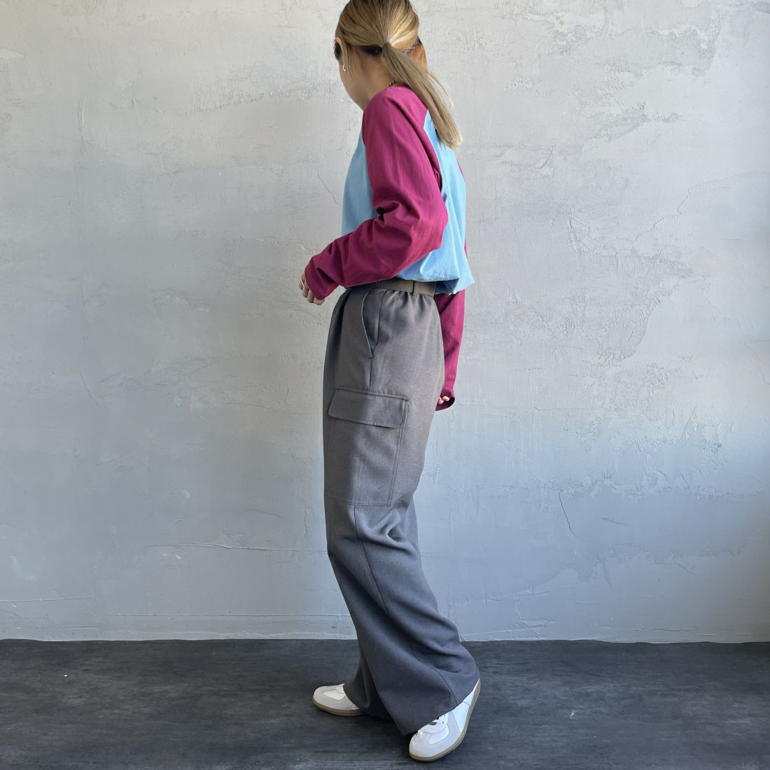 SCREEN STARS [スクリーンスターズ] 別注 ラグランロングスリーブTシャツ [2421-209IN-JF] WINE &&モデル身長：156cm 着用サイズ：F&&