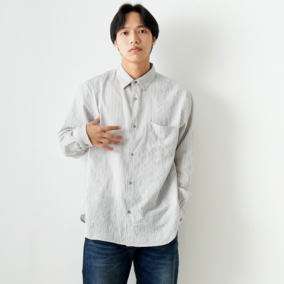 Noir Fabrik [ヌワールファブリック] カラミストライプ ロングスリーブ レギュラーカラーシャツ [JFCM-PS42-01] GREY &&モデル身長：179cm 着用サイズ：L&&