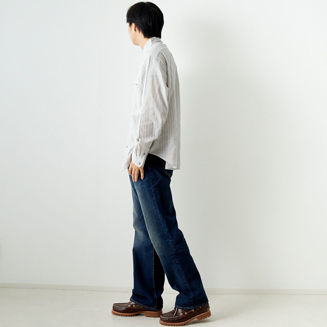 Noir Fabrik [ヌワールファブリック] カラミストライプ ロングスリーブ レギュラーカラーシャツ [JFCM-PS42-01] GREY &&モデル身長：179cm 着用サイズ：L&&