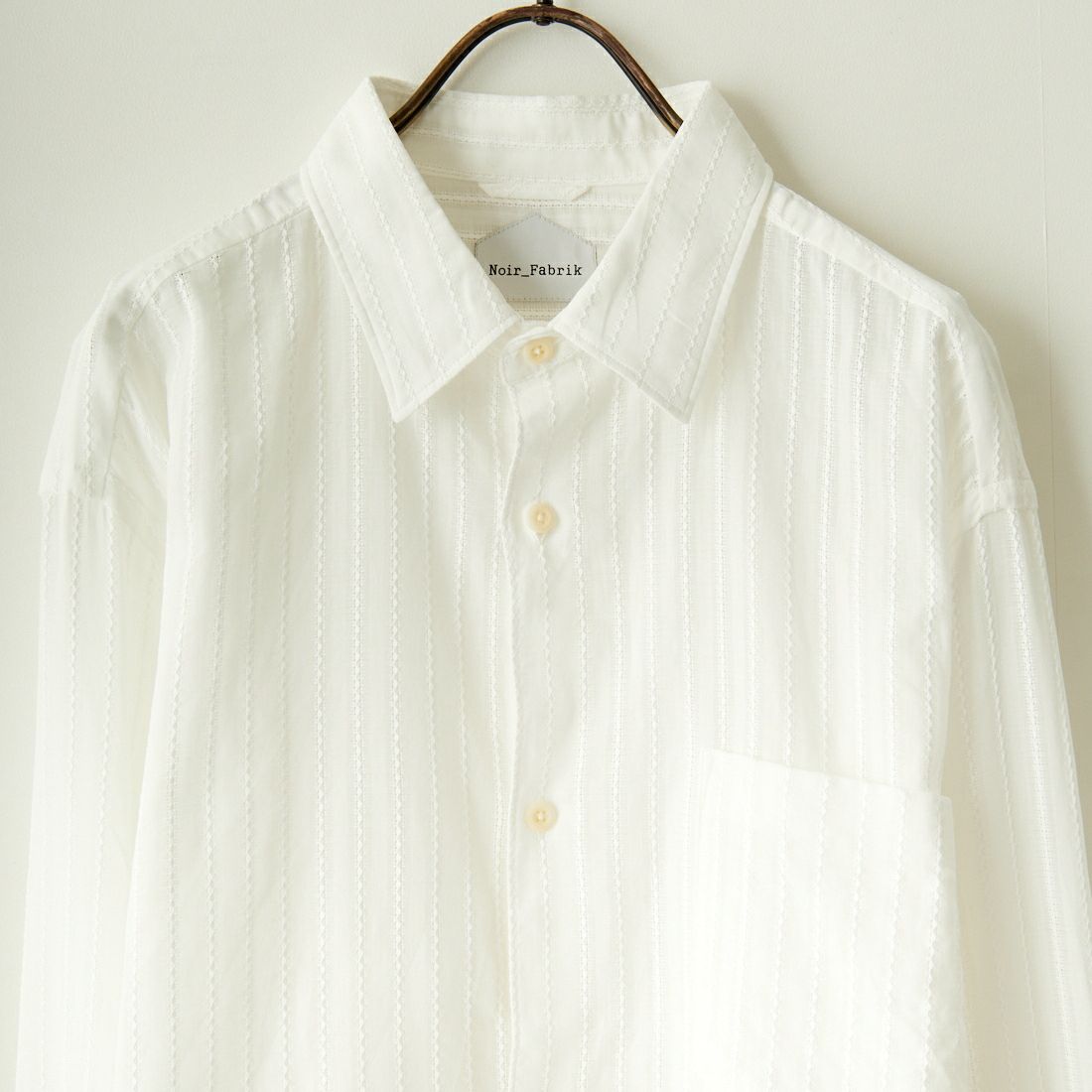 Noir Fabrik [ヌワールファブリック] カラミストライプ ロングスリーブ レギュラーカラーシャツ [JFCM-PS42-01] WHITE
