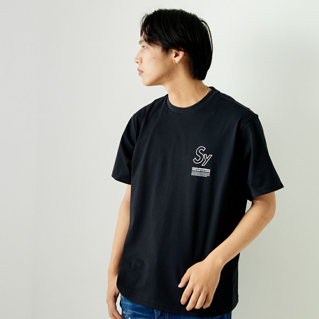 SY32 [エスワイサーティトゥ] ラインロゴ バックプリントTシャツ [14134] BLACK &&モデル身長：179cm 着用サイズ：L&&