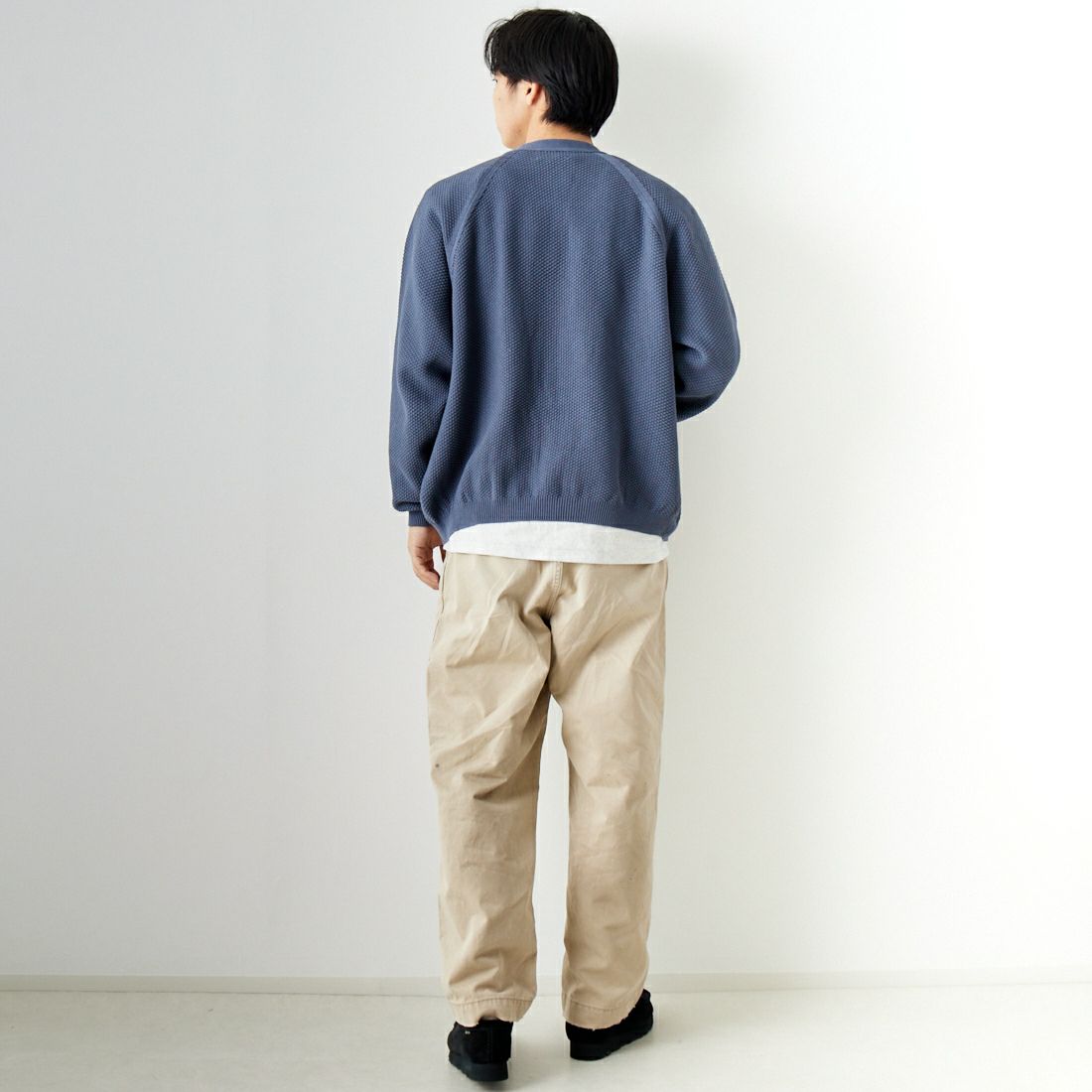 STILL BY HAND [スティルバイハンド] コットンカーディガン [KN03241] SLATE BLUE &&モデル身長：179cm 着用サイズ：48&&