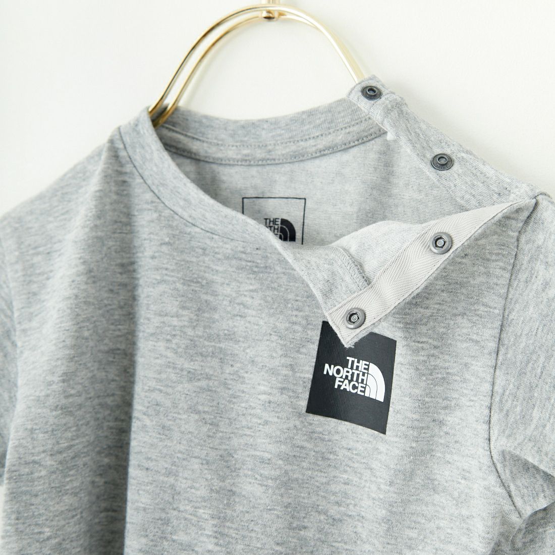 THE NORTH FACE [ザ ノースフェイス] ショートスリーブスモールスクエアロゴティー(ベビー) [NTB32358] Z