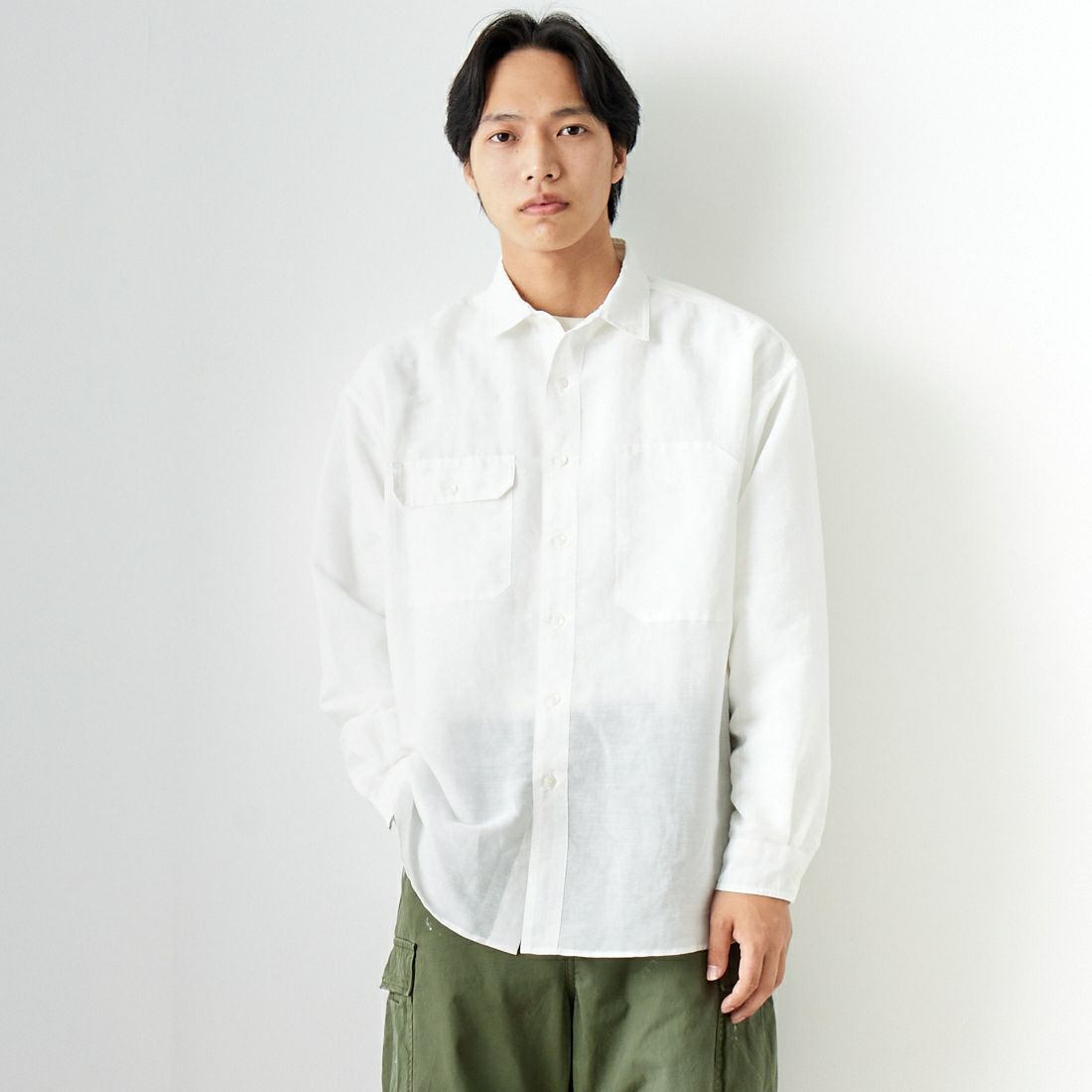 01 WHITE&&モデル身長：179cm 着用サイズ：42&&