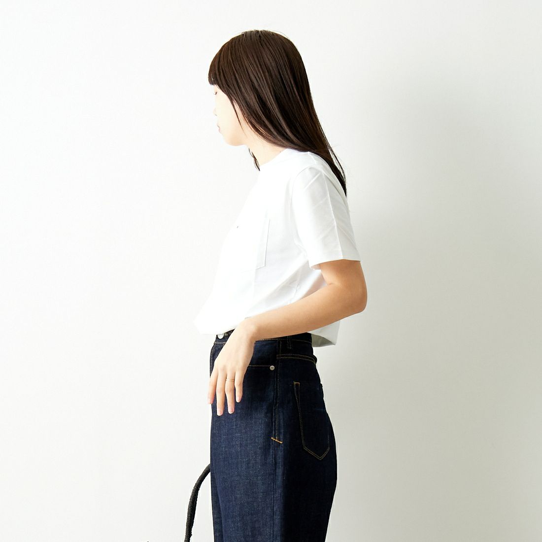 A.P.C. [アー・ペー・セー] ポケットTシャツ [POCKET-EMB-T] 90 BLANC &&モデル身長：167cm 着用サイズ：XS&&