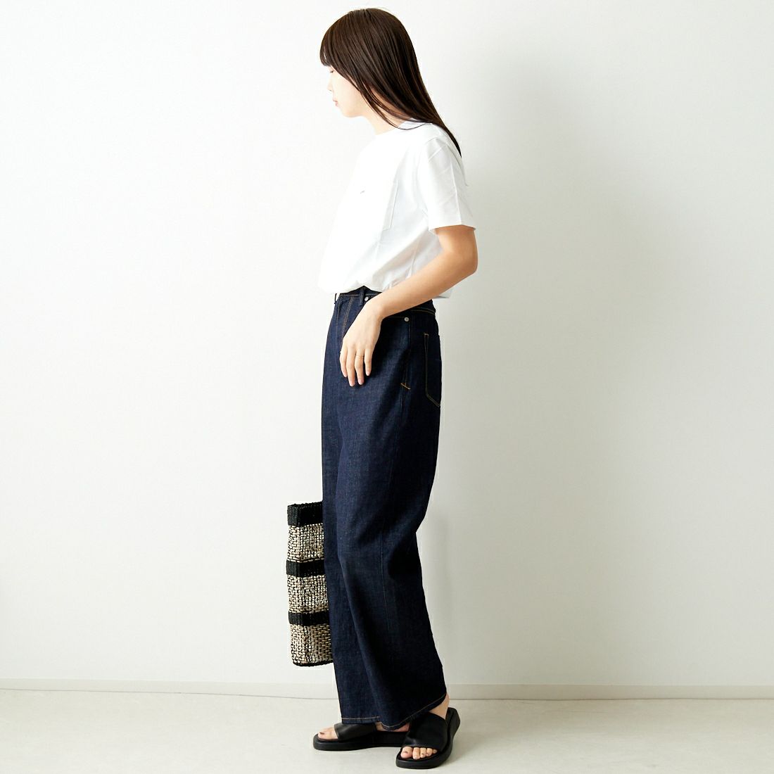 A.P.C. [アー・ペー・セー] ポケットTシャツ [POCKET-EMB-T] 90 BLANC &&モデル身長：167cm 着用サイズ：XS&&