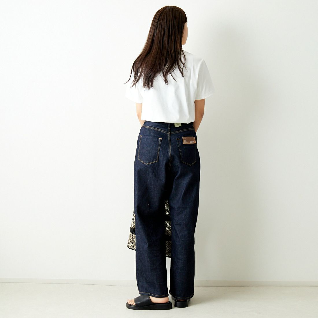 A.P.C. [アー・ペー・セー] ポケットTシャツ [POCKET-EMB-T] 90 BLANC &&モデル身長：167cm 着用サイズ：XS&&