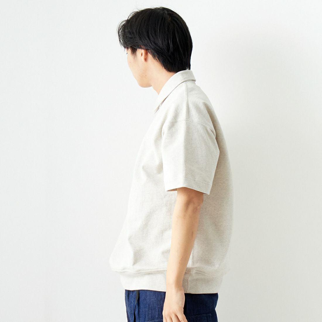 A VONTADE [アボンタージ] ハーフジップポロスウェット [VTD-0612-CS] 3 OATMEAL &&モデル身長：179cm 着用サイズ：L&&