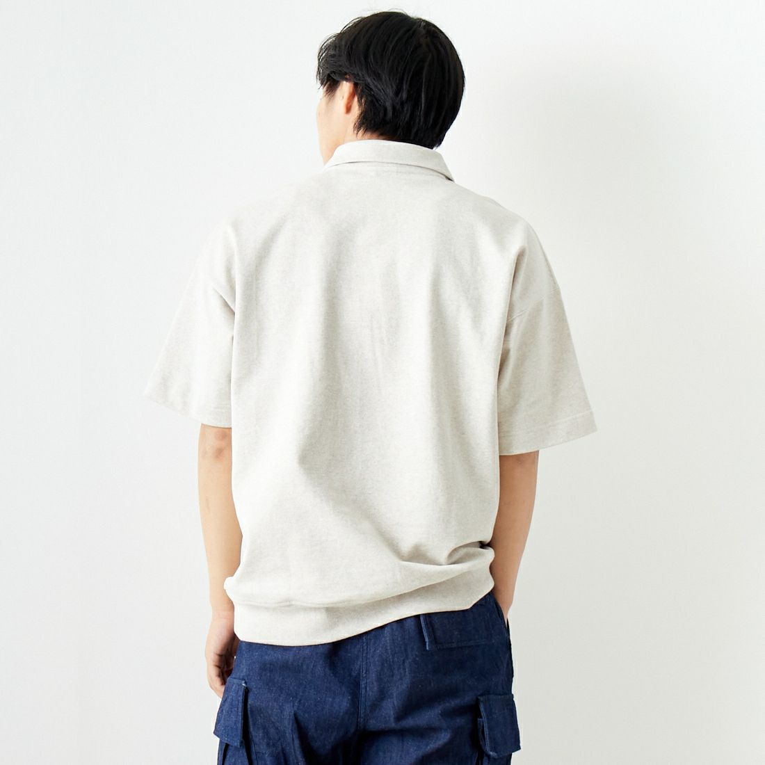 A VONTADE [アボンタージ] ハーフジップポロスウェット [VTD-0612-CS] 3 OATMEAL &&モデル身長：179cm 着用サイズ：L&&