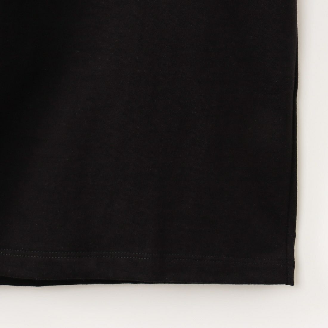 A.P.C. [アー・ペー・セー] RUE MADAMEプリントTシャツ [PETITE-RUE-MADAME] 99 NOIR