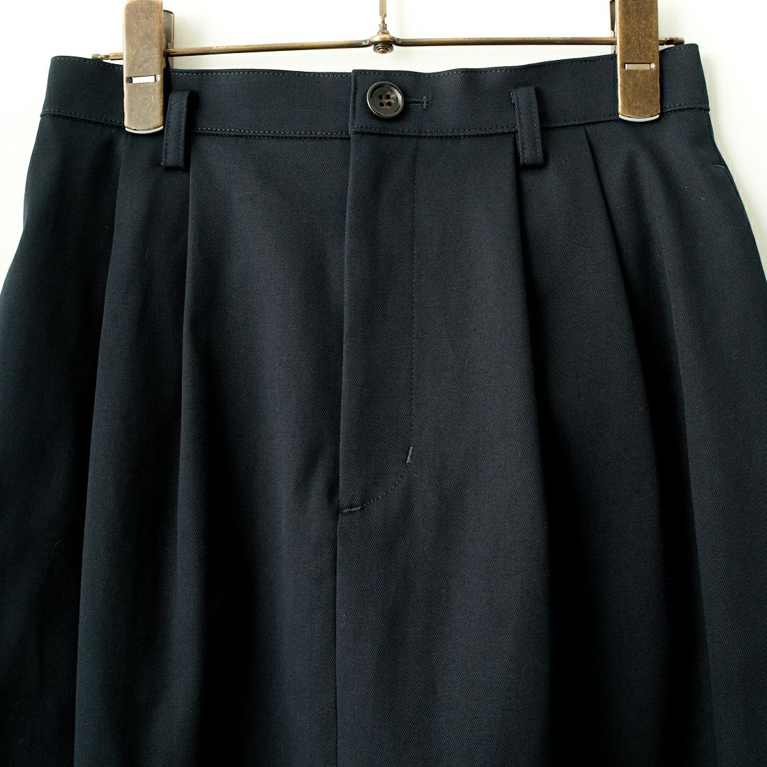 ma couleur [マ クルール] ベルト付きタックタイトスカート [J-4542] 640 ﾈｲﾋﾞｰ