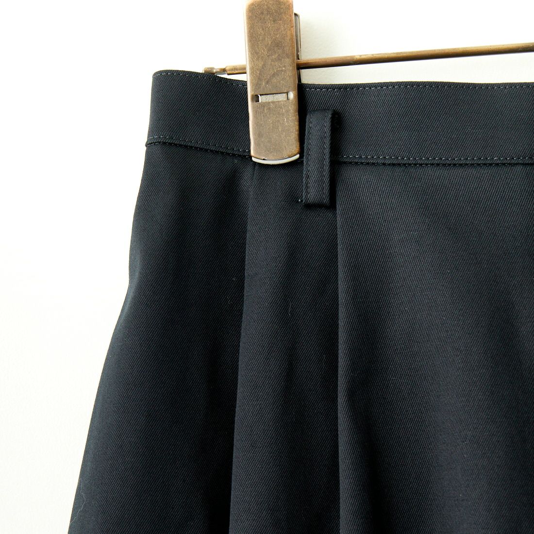 ma couleur [マ クルール] ベルト付きタックタイトスカート [J-4542] 640 ﾈｲﾋﾞｰ