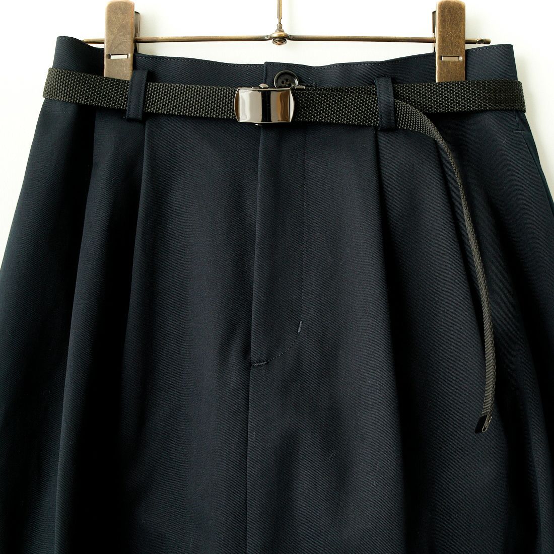 ma couleur [マ クルール] ベルト付きタックタイトスカート [J-4542] 640 ﾈｲﾋﾞｰ