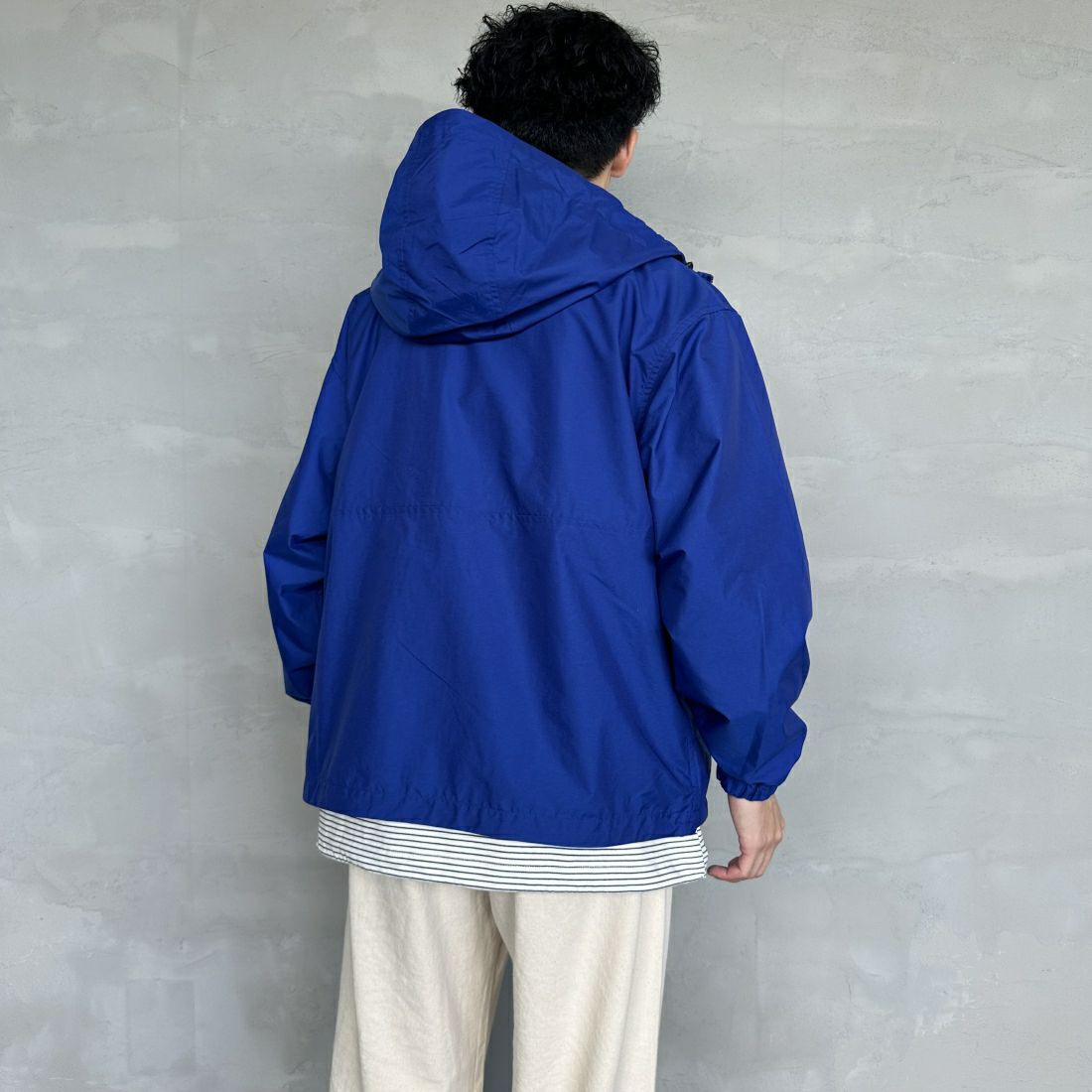 DANTON [ダントン] ナイロン フードショートジャケット [DT-A0351SNY] BLUE &&モデル身長：168cm 着用サイズ：M&&