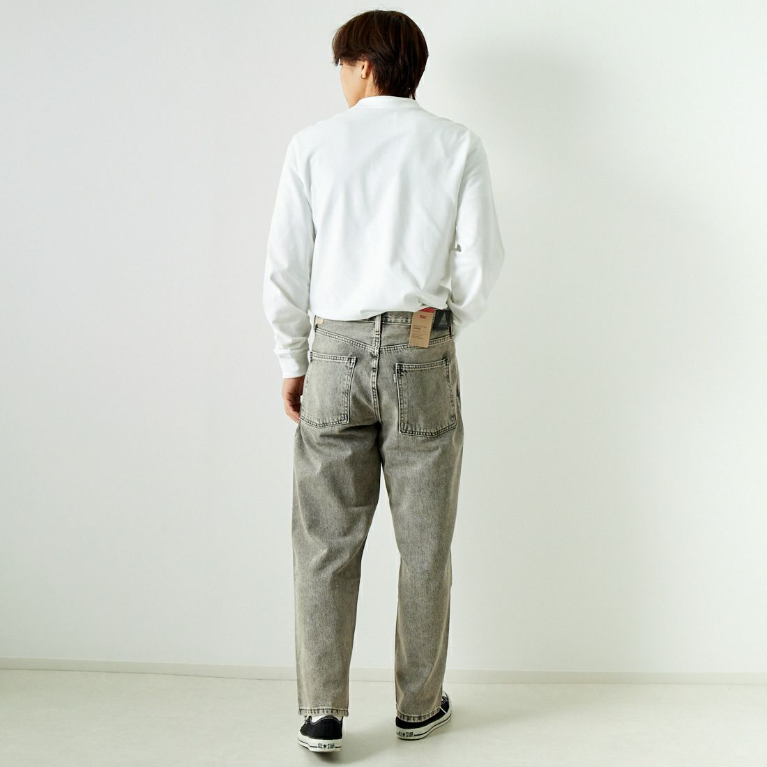 FRED PERRY [フレッドペリー] フレッドペリーポロシャツ [M6006] 100 WHITE &&モデル身長：179cm 着用サイズ：L&&