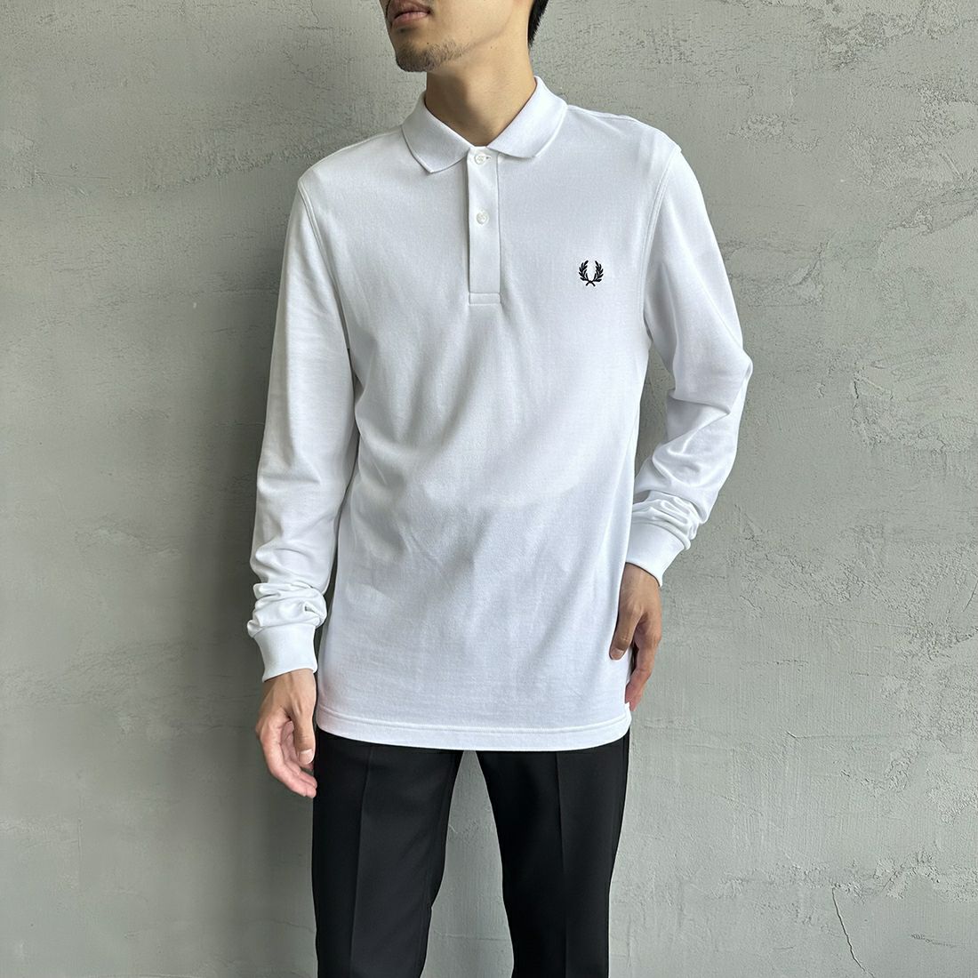 FRED PERRY [フレッドペリー] フレッドペリーポロシャツ [M6006] 100 WHITE &&モデル身長：168cm 着用サイズ：M&&