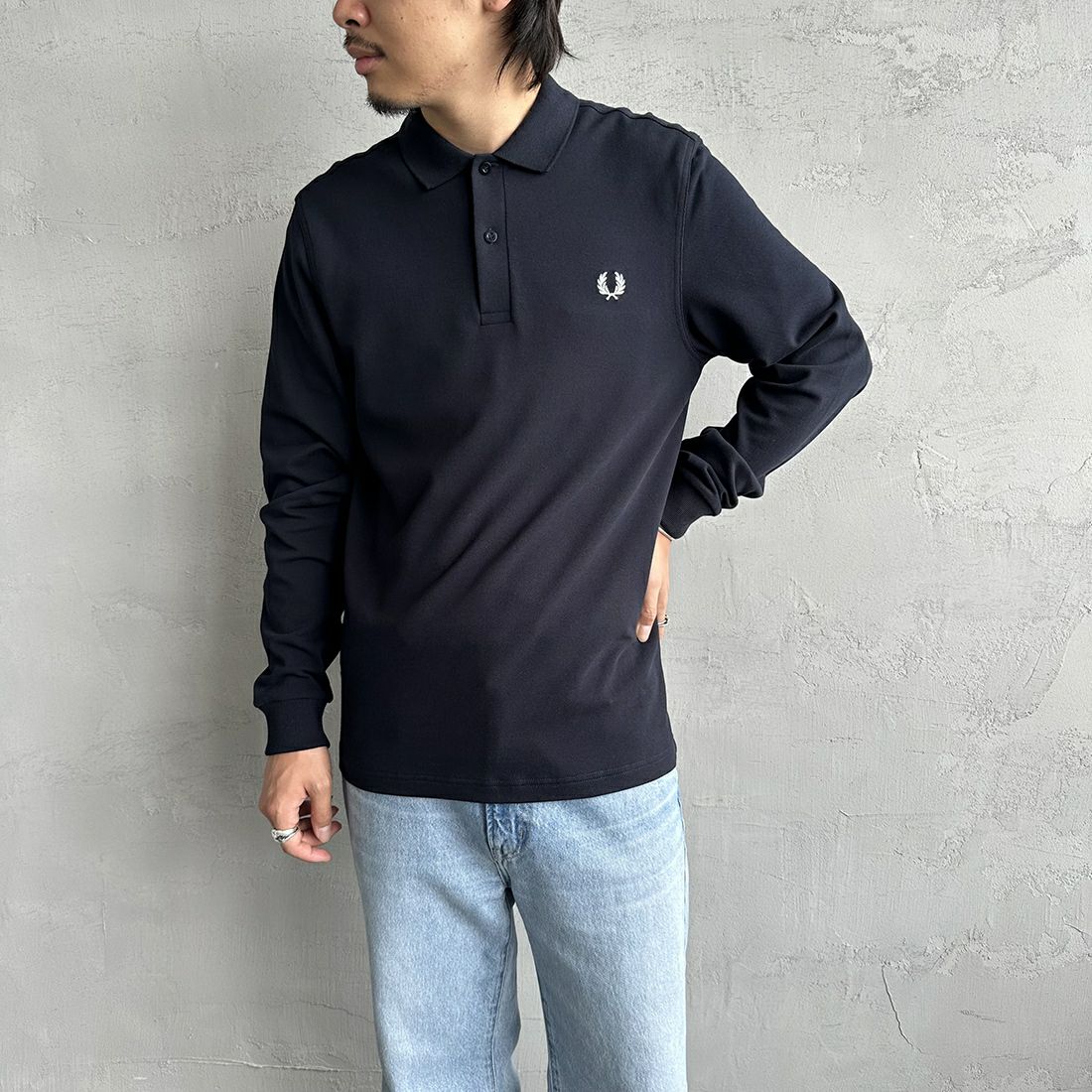 FRED PERRY [フレッドペリー] フレッドペリーポロシャツ [M6006] 608 NAVY &&モデル身長：173cm 着用サイズ：M&&