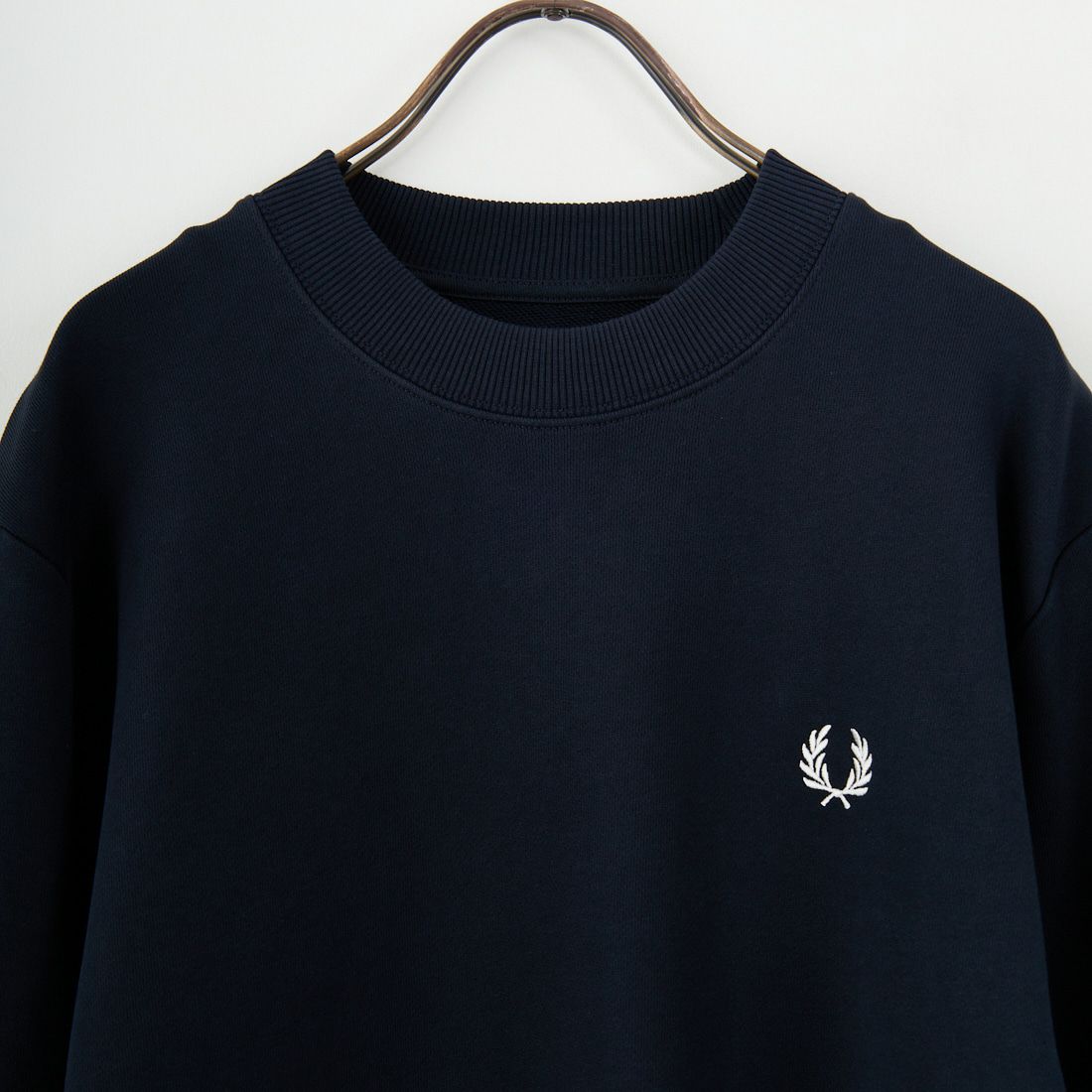 FRED PERRY [フレッドペリー] ワンポイント刺繍 クルーネックスウェット [M7535] 248 NAVY