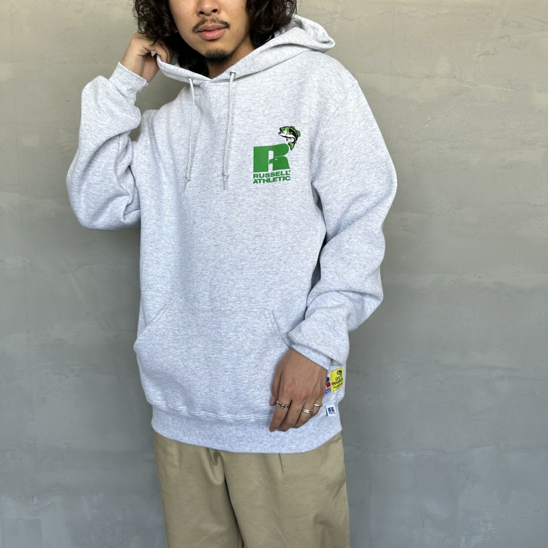 RUSSELL ATHLETIC [ラッセル アスレチック] Russell×Gary YAMAMOTO ロゴスウェットフーディ [RGY-A02] ASH &&モデル身長：173cm 着用サイズ：L&&