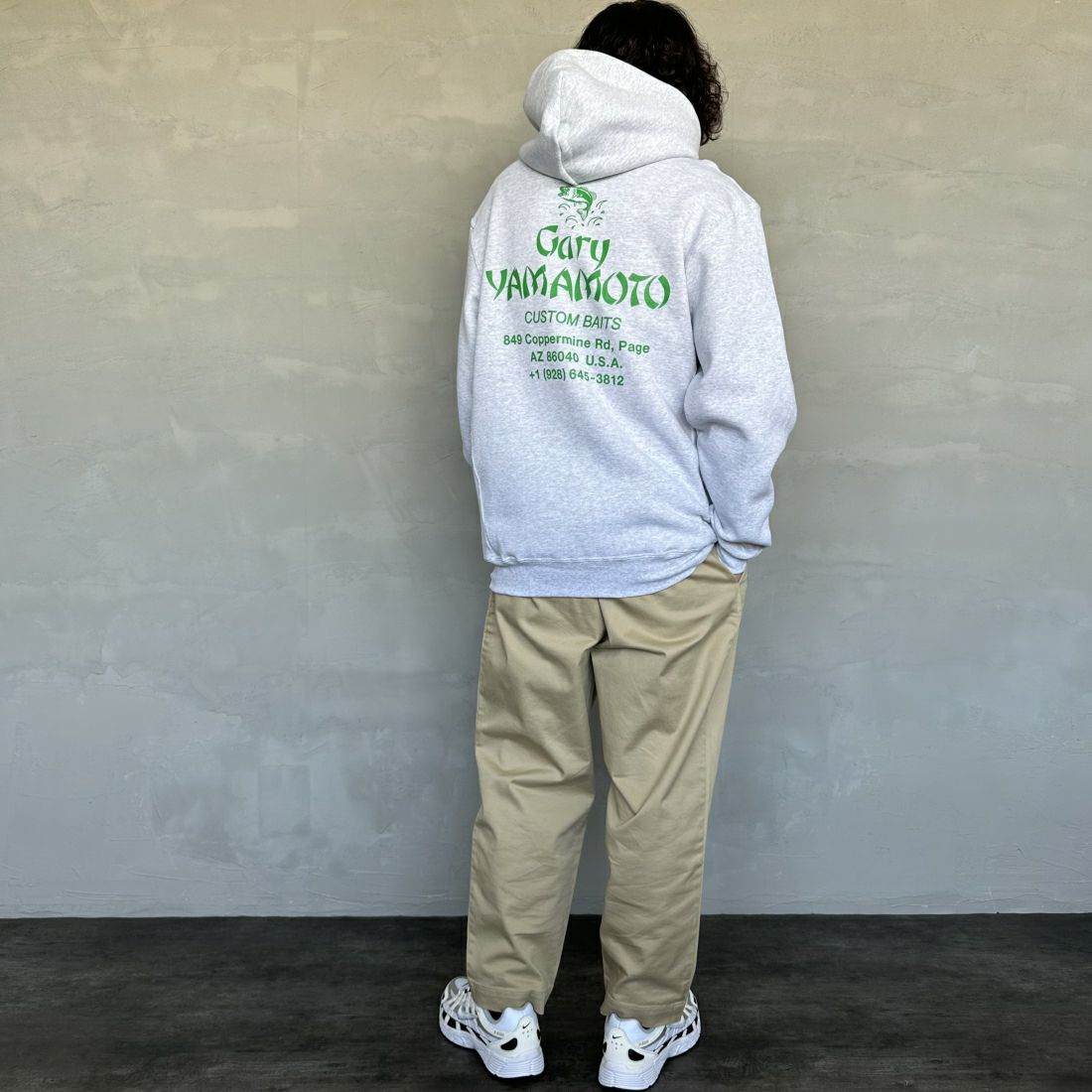 RUSSELL ATHLETIC [ラッセル アスレチック] Russell×Gary YAMAMOTO ロゴスウェットフーディ [RGY-A02] ASH &&モデル身長：173cm 着用サイズ：L&&