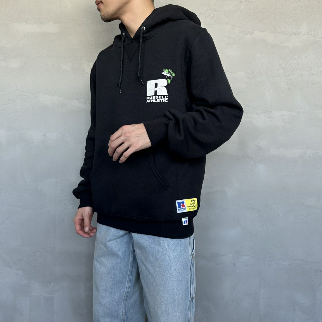 RUSSELL ATHLETIC [ラッセル アスレチック] Russell×Gary YAMAMOTO ロゴスウェットフーディ [RGY-A02] BLK &&モデル身長：168cm 着用サイズ：M&&