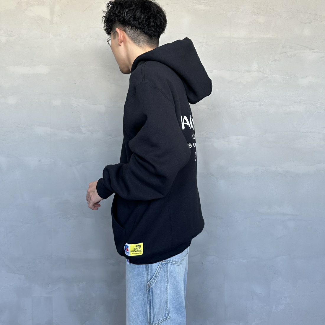 RUSSELL ATHLETIC [ラッセル アスレチック] Russell×Gary YAMAMOTO ロゴスウェットフーディ [RGY-A02] BLK &&モデル身長：168cm 着用サイズ：L&&