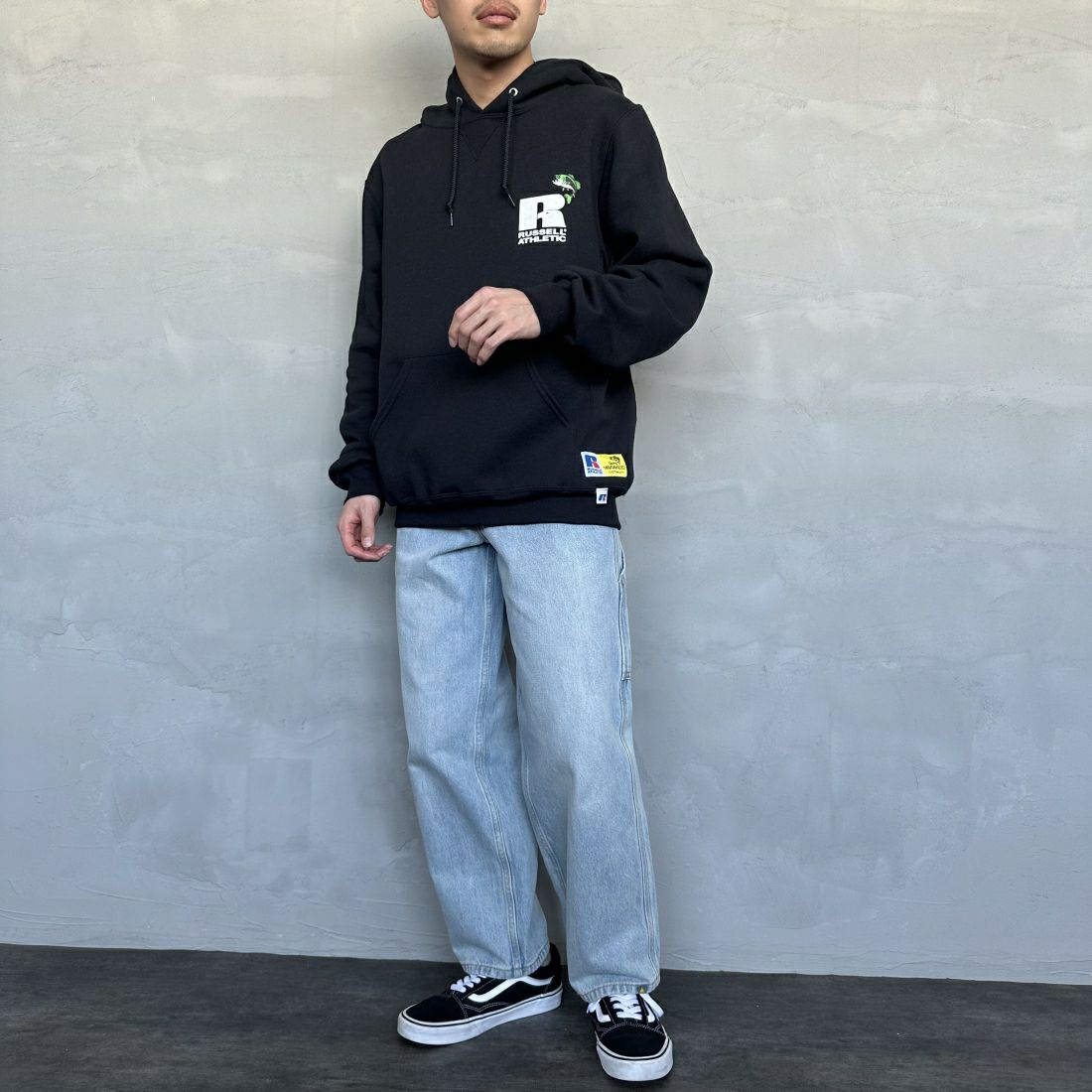 RUSSELL ATHLETIC [ラッセル アスレチック] Russell×Gary YAMAMOTO ロゴスウェットフーディ [RGY-A02] BLK &&モデル身長：168cm 着用サイズ：M&&