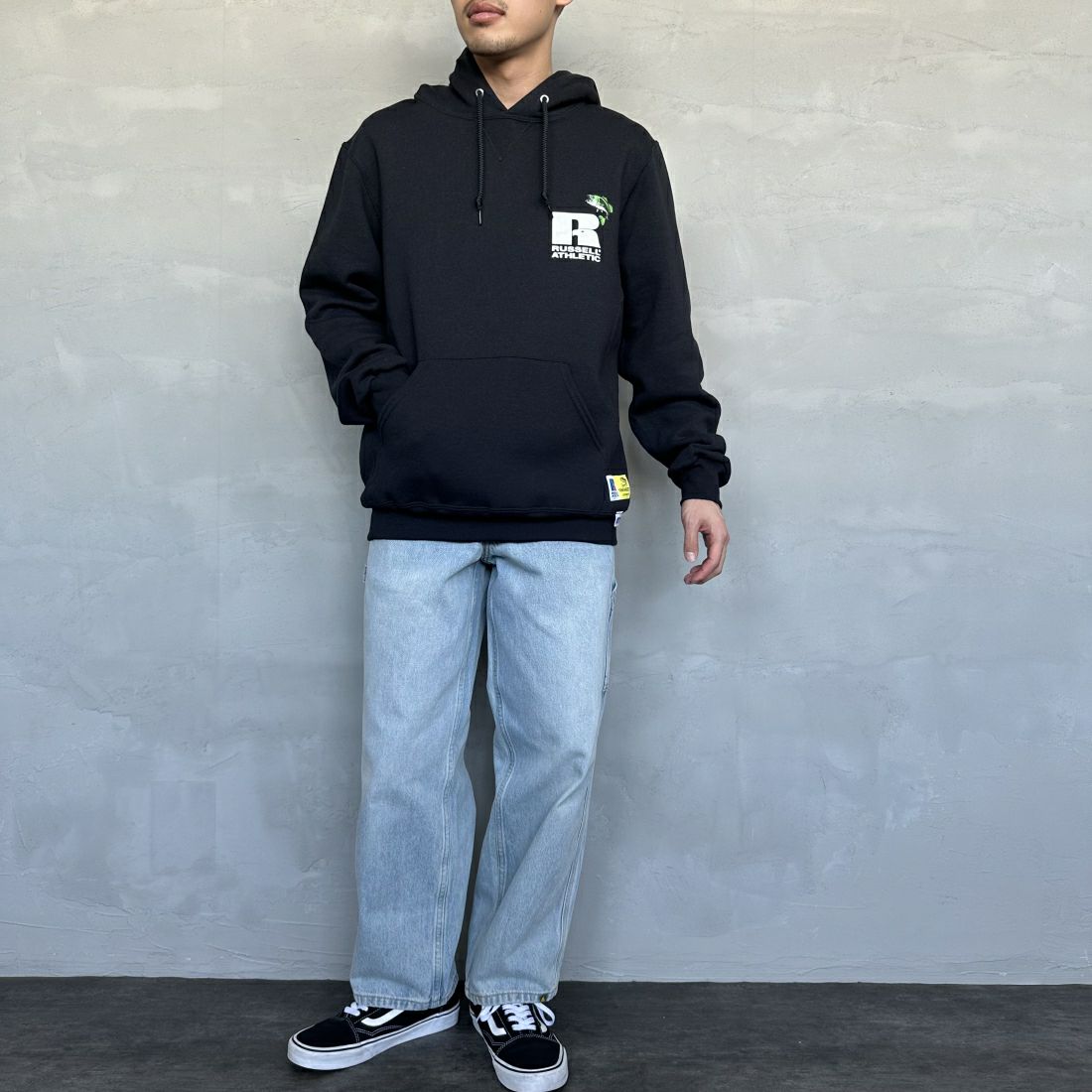 RUSSELL ATHLETIC [ラッセル アスレチック] Russell×Gary YAMAMOTO ロゴスウェットフーディ [RGY-A02] BLK &&モデル身長：168cm 着用サイズ：M&&