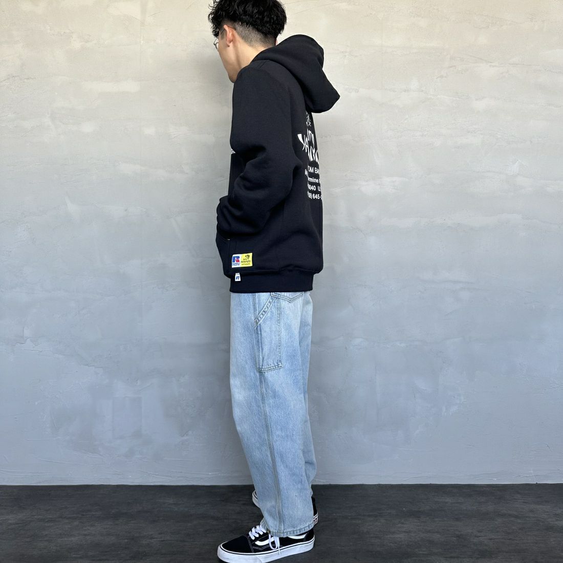 RUSSELL ATHLETIC [ラッセル アスレチック] Russell×Gary YAMAMOTO ロゴスウェットフーディ [RGY-A02] BLK &&モデル身長：168cm 着用サイズ：M&&